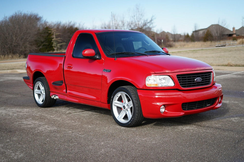 Ford F-150 Lightning 1999-2004